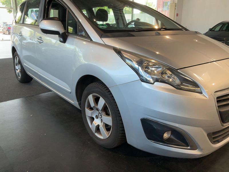 Peugeot 5008 1.6 Active 2014 – снимка 12
