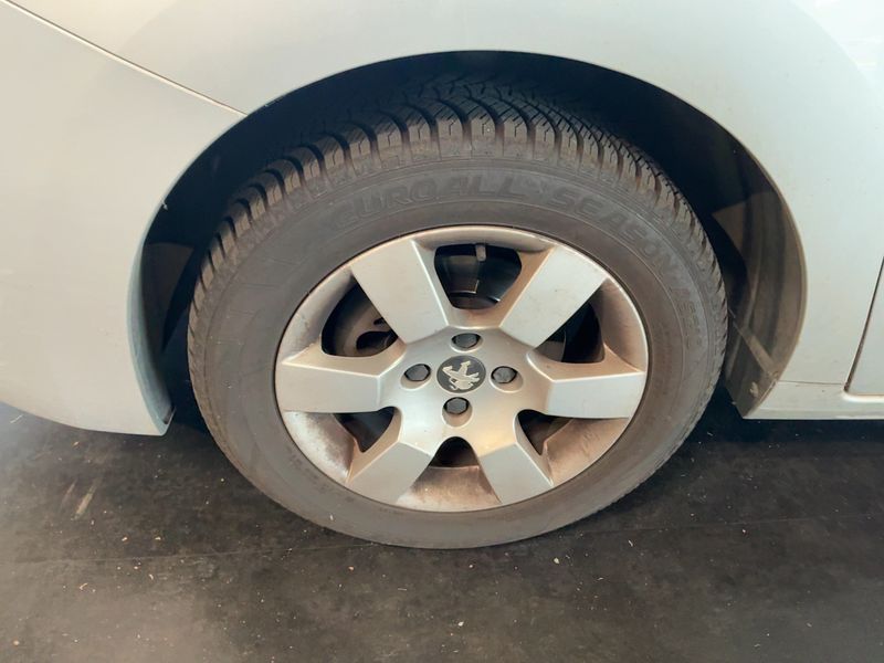 Peugeot 5008 1.6 Active 2014 – снимка 3