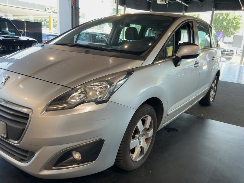 Peugeot 5008 1.6 Active 2014 – снимка 2