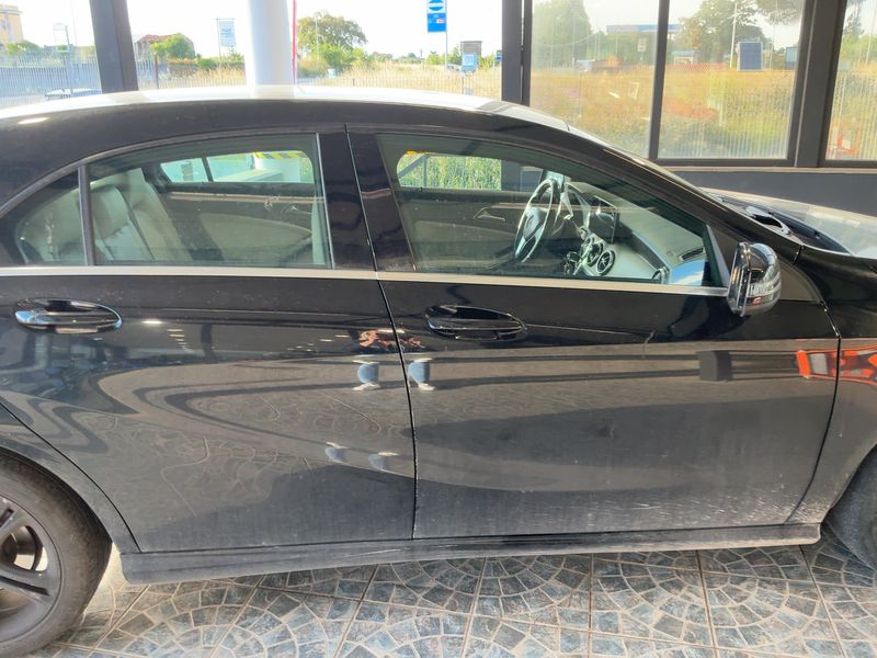 Mercedes-Benz A-Klasse A 180 BlueEfficiency Urban 2013 – снимка 10