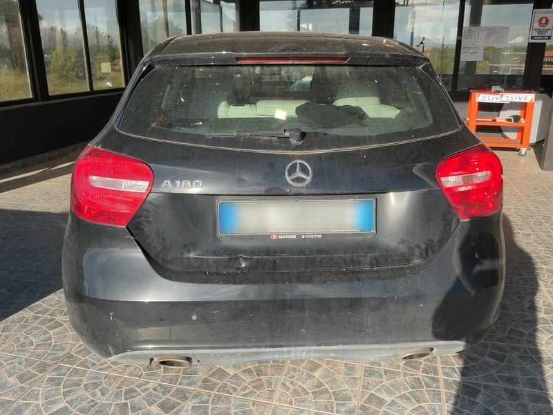Mercedes-Benz A-Klasse A 180 BlueEfficiency Urban 2013 – снимка 7