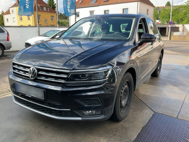 Volkswagen Tiguan 2.0 TDI Highline BlueMotion Tech 2019 – снимка 1