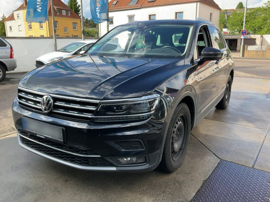 Volkswagen Tiguan 2.0 TDI Highline BlueMotion Tech 2019 – снимка 1