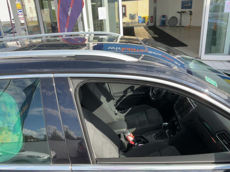 Volkswagen Tiguan 2.0 TDI Highline BlueMotion Tech 2019 – снимка 13