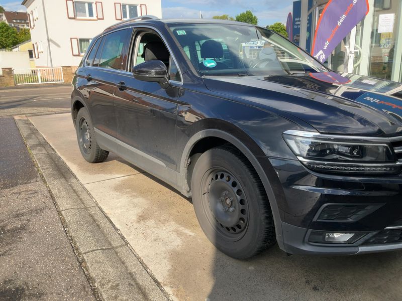 Volkswagen Tiguan 2.0 TDI Highline BlueMotion Tech 2019 – снимка 12