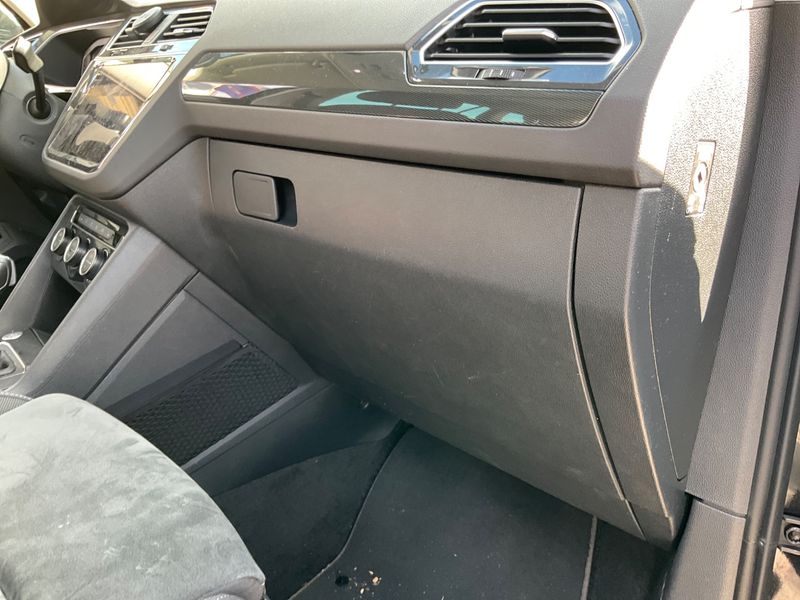 Volkswagen Tiguan 2.0 TDI Highline BlueMotion Tech 2019 – снимка 22