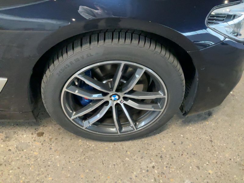 BMW 5er 530d xDrive M Sport 2019 – снимка 11