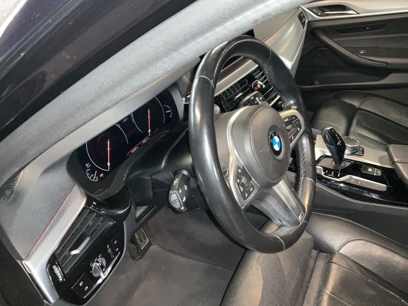 BMW 5er 530d xDrive M Sport 2019 – снимка 25