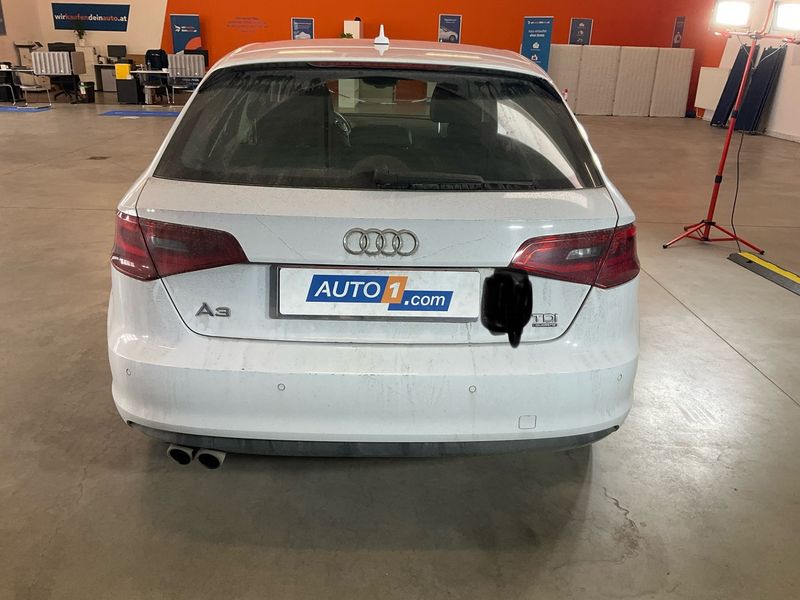 Audi A3 Sportback 2.0 TDI quattro Ambiente 2014 – снимка 7