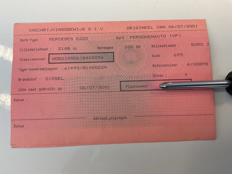 Mercedes-Benz E-Klasse E 220 CDI Avantgarde 2001 – снимка 5