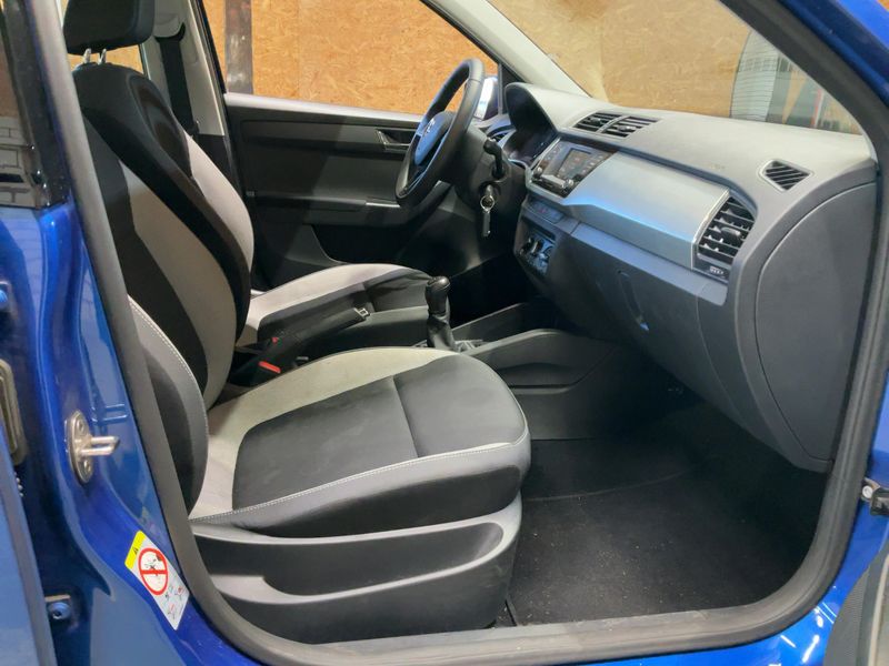 Skoda Fabia 1.0 TSI Ambition 2018 – снимка 17