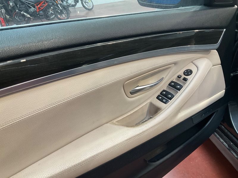BMW 5er ActiveHybrid5 Exclusive 2012 – снимка 24