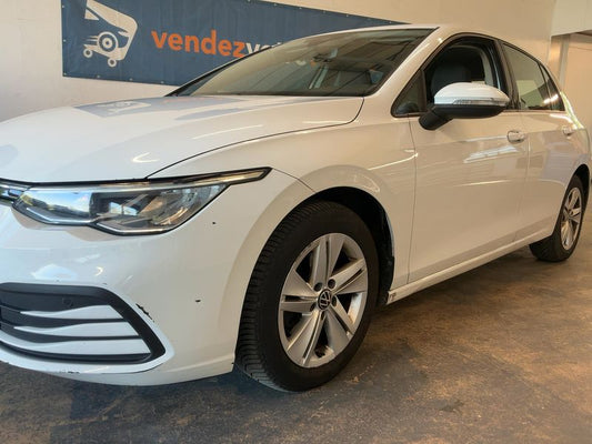 Volkswagen Golf VIII 2.0 TDI Life 1st 2020 – снимка 2