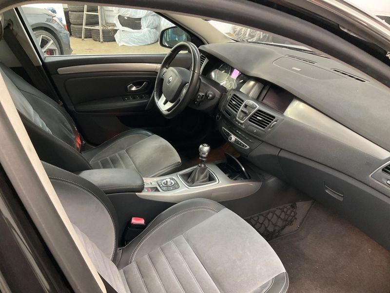 Renault Laguna 2.0 dCi GT 2011 – снимка 3