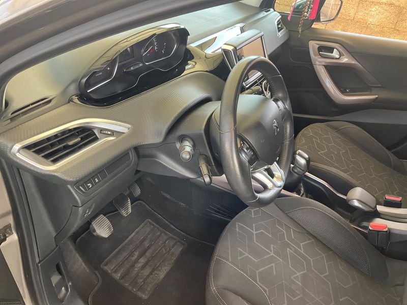 Peugeot 2008 1.6 Blue-HDi Style 2016 – снимка 22
