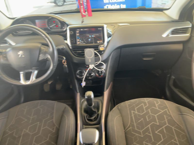 Peugeot 2008 1.6 Blue-HDi Style 2016 – снимка 17