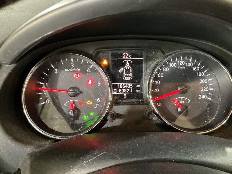 Nissan Qashqai 1.5 Turbodiesel N-Tec 2012 – снимка 18