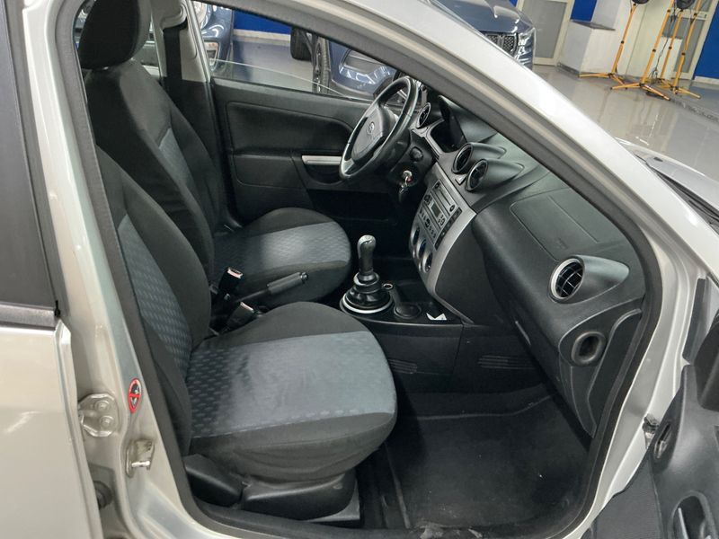 Ford Fiesta 1.25 Trend/Zetec 2005 – снимка 3