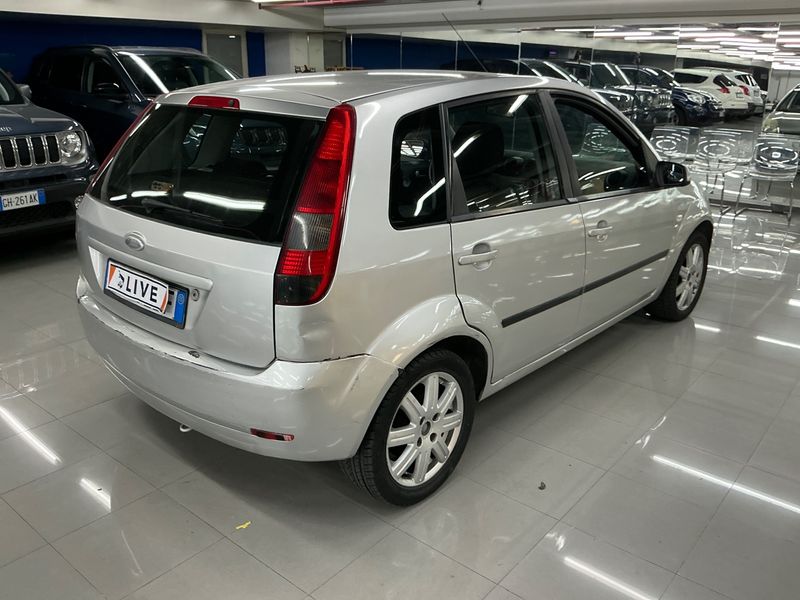 Ford Fiesta 1.25 Trend/Zetec 2005 – снимка 2