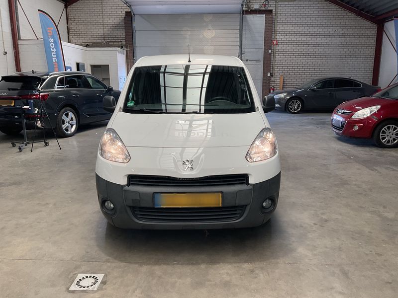 Peugeot Partner 1.6 HDi L2 Komfort 2013 – снимка 14