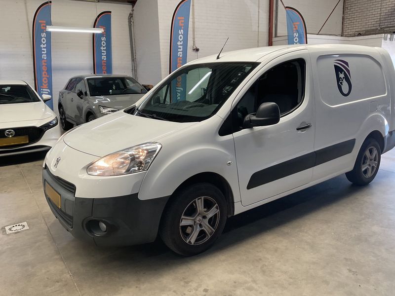 Peugeot Partner 1.6 HDi L2 Komfort 2013 – снимка 2