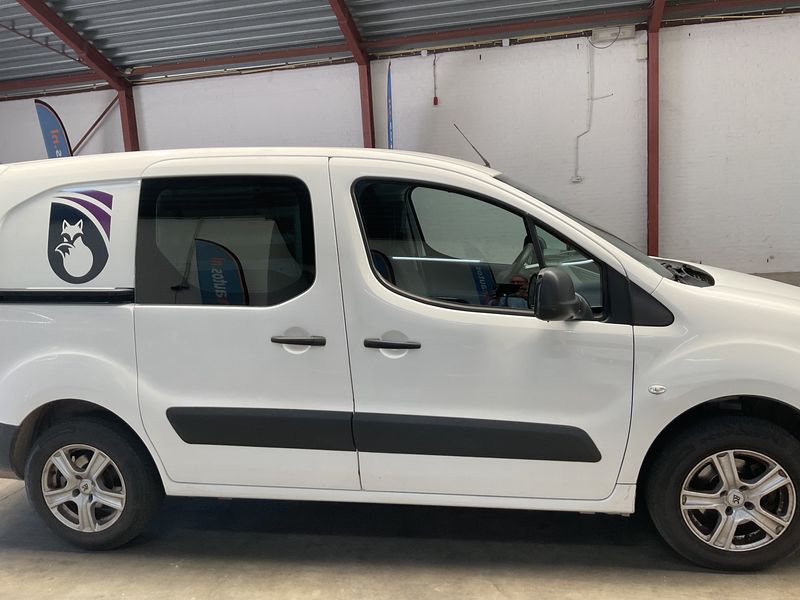 Peugeot Partner 1.6 HDi L2 Komfort 2013 – снимка 10