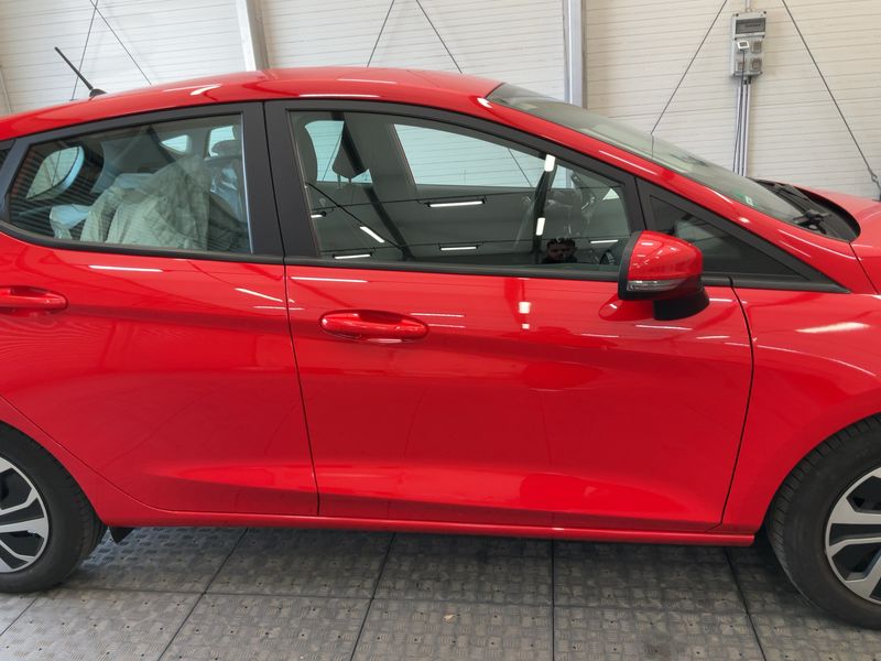Ford Fiesta 1.5 TDCi Trend 2018 – снимка 10