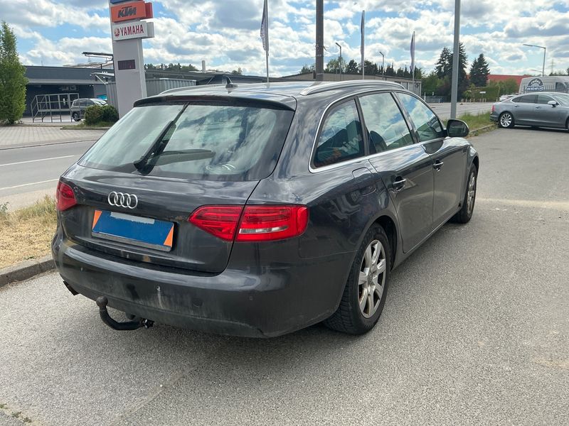 Audi A4 1.8 TFSI Ambiente 2009 – снимка 2