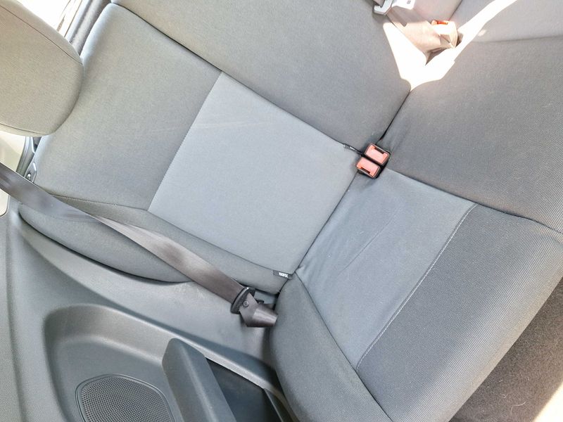 Ford Fiesta 1.4 TDCi Ambiente 2009 – снимка 41