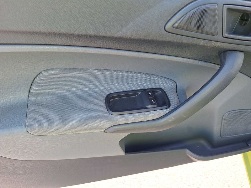 Ford Fiesta 1.4 TDCi Ambiente 2009 – снимка 48