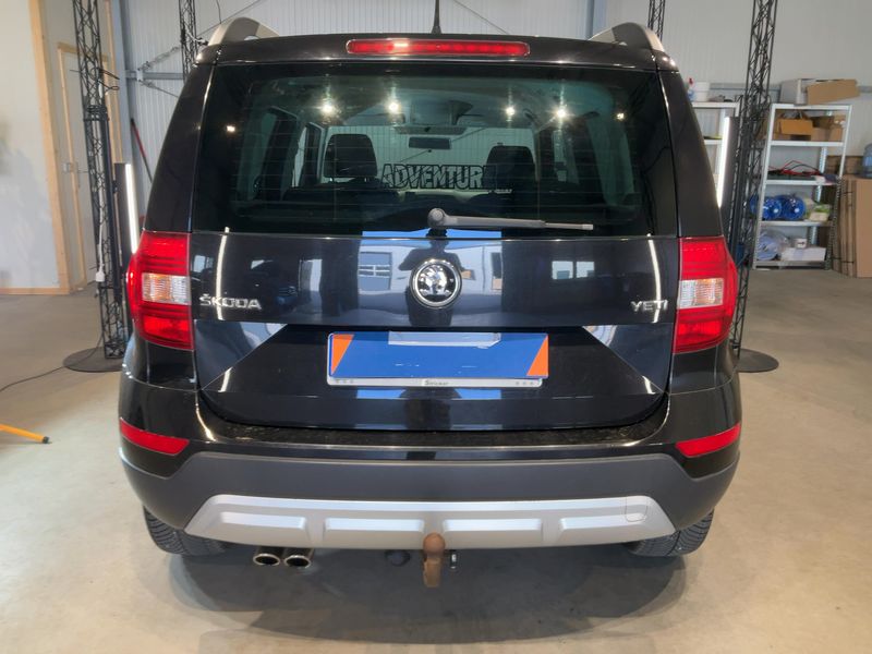 Skoda Yeti 2.0 TDI Ambition Outdoor 2015 – снимка 7