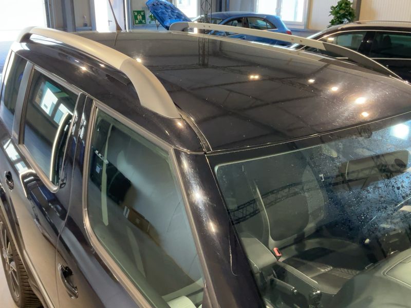 Skoda Yeti 2.0 TDI Ambition Outdoor 2015 – снимка 13