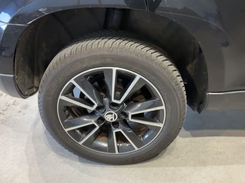 Skoda Yeti 2.0 TDI Ambition Outdoor 2015 – снимка 9