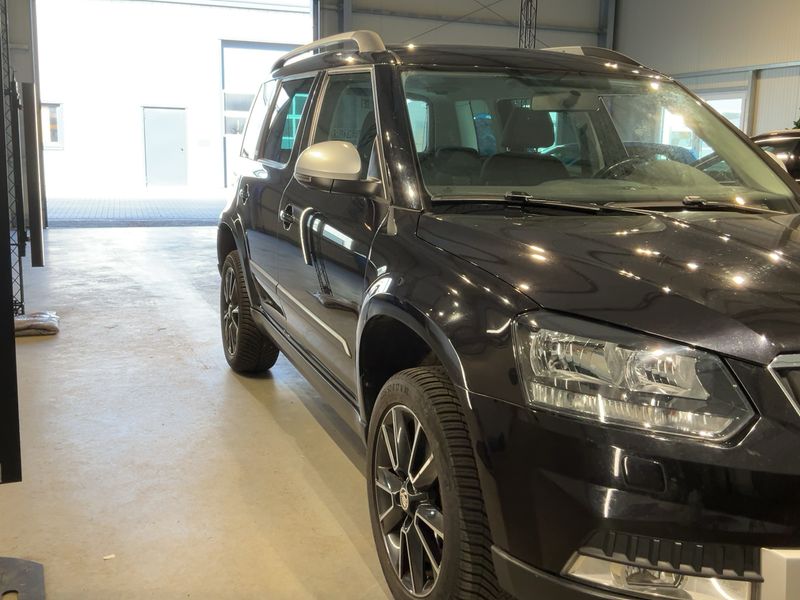 Skoda Yeti 2.0 TDI Ambition Outdoor 2015 – снимка 12