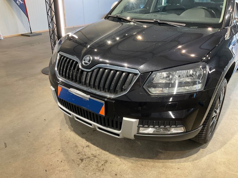 Skoda Yeti 2.0 TDI Ambition Outdoor 2015 – снимка 40