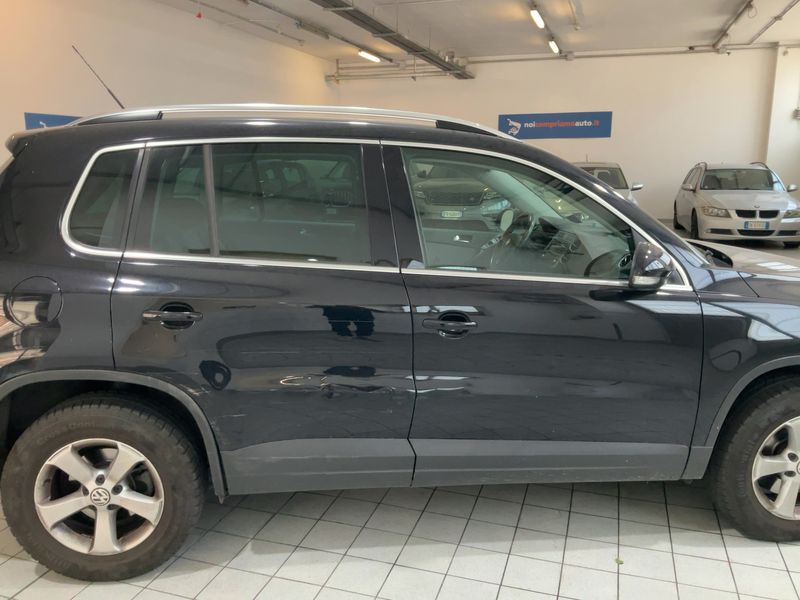 Volkswagen Tiguan 2.0 TDI Sport & Style 4Motion 2008 – снимка 10