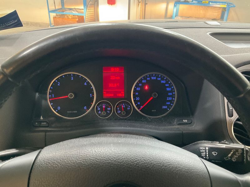 Volkswagen Tiguan 2.0 TDI Sport & Style 4Motion 2008 – снимка 18