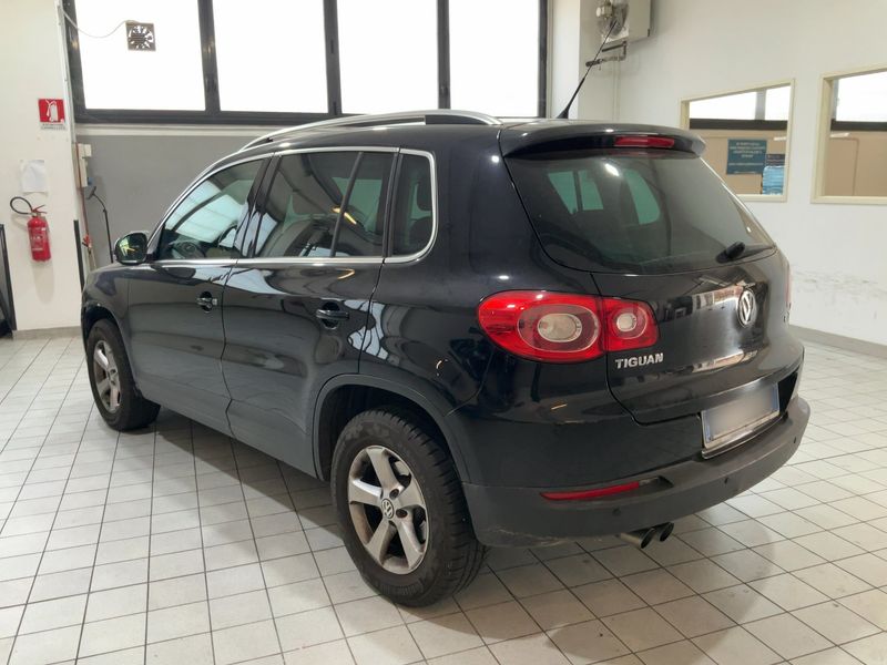 Volkswagen Tiguan 2.0 TDI Sport & Style 4Motion 2008 – снимка 6