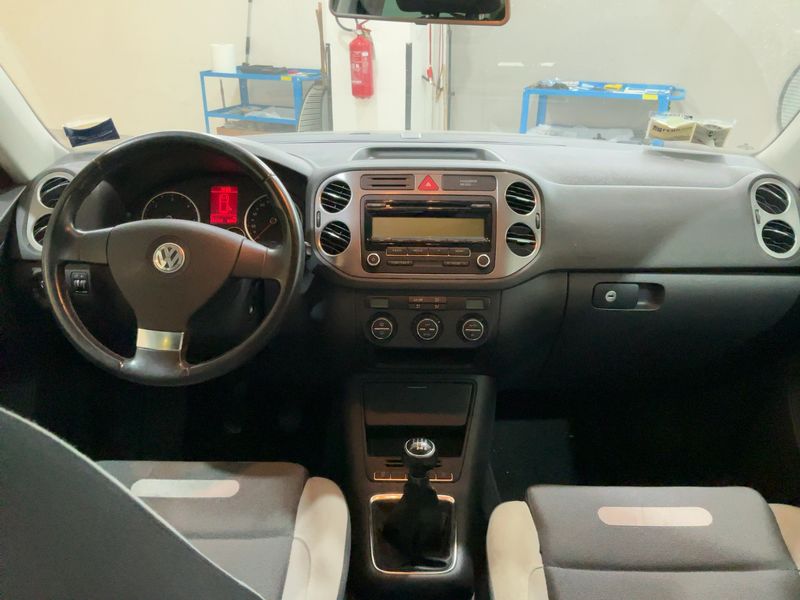Volkswagen Tiguan 2.0 TDI Sport & Style 4Motion 2008 – снимка 17