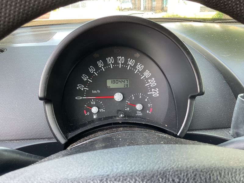 Volkswagen New Beetle 1.4 2003 – снимка 4