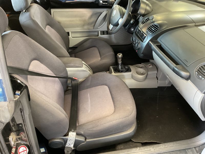 Volkswagen New Beetle 1.4 2003 – снимка 3