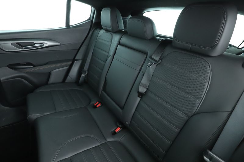 Alfa Romeo Tonale 1.5 VGT Veloce 2024 – снимка 19