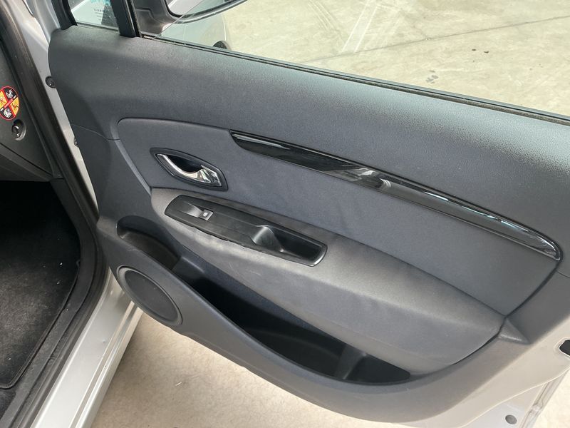 Renault Grand Scenic 1.5 dCi Expression 2013 – снимка 41