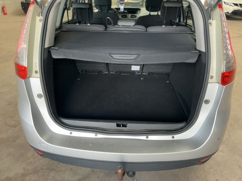 Renault Grand Scenic 1.5 dCi Expression 2013 – снимка 15