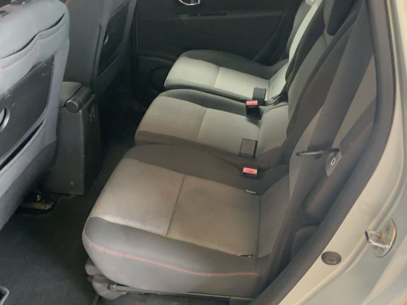 Renault Grand Scenic 1.5 dCi Expression 2013 – снимка 19