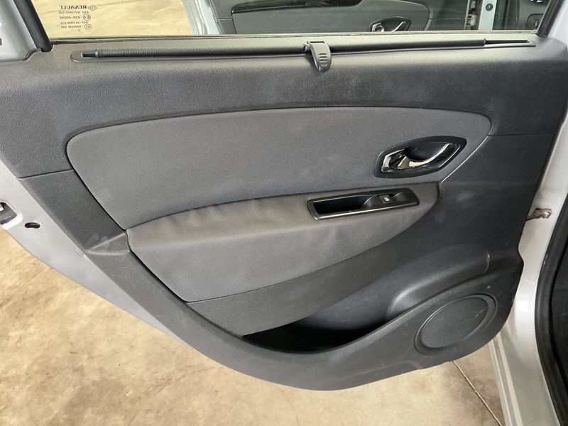 Renault Grand Scenic 1.5 dCi Expression 2013 – снимка 39