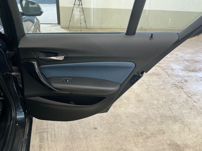 BMW 1er 120d 2012 – снимка 23