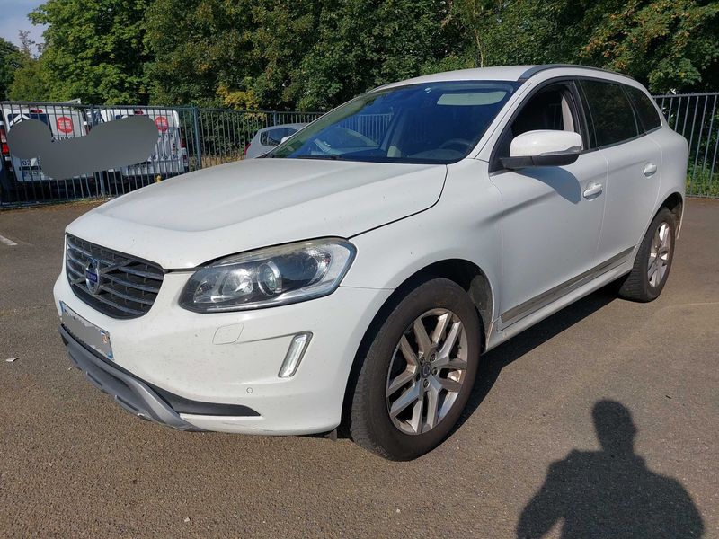 Volvo XC60 2.0 D3 Summum 2016 – снимка 2