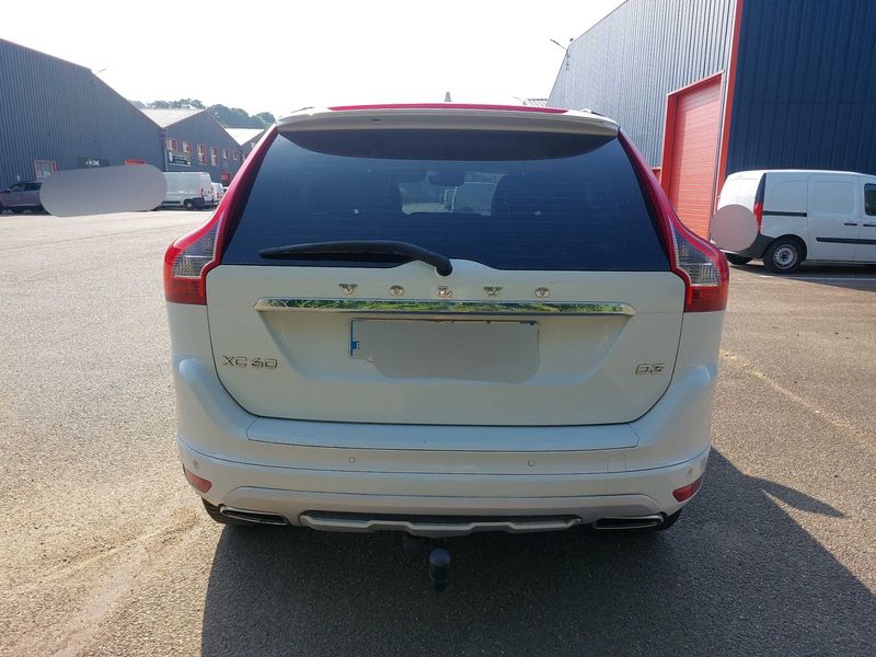 Volvo XC60 2.0 D3 Summum 2016 – снимка 4