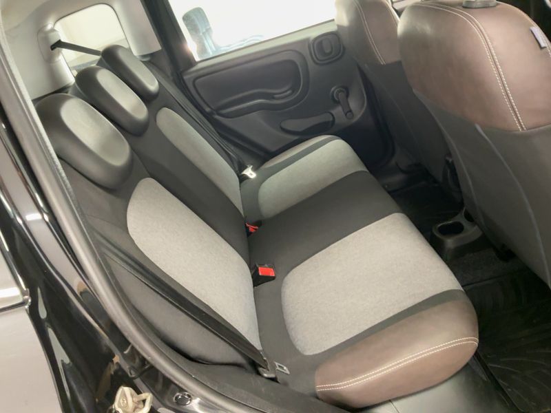 Fiat Panda 0.9 Cross 4x4 2019 – снимка 19